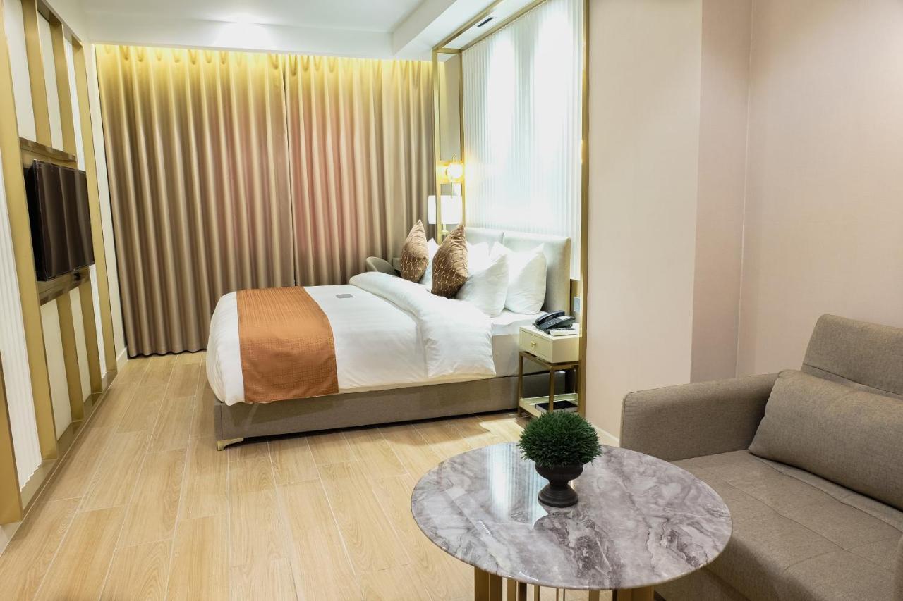 Uma Hotel And Residences Нага Экстерьер фото